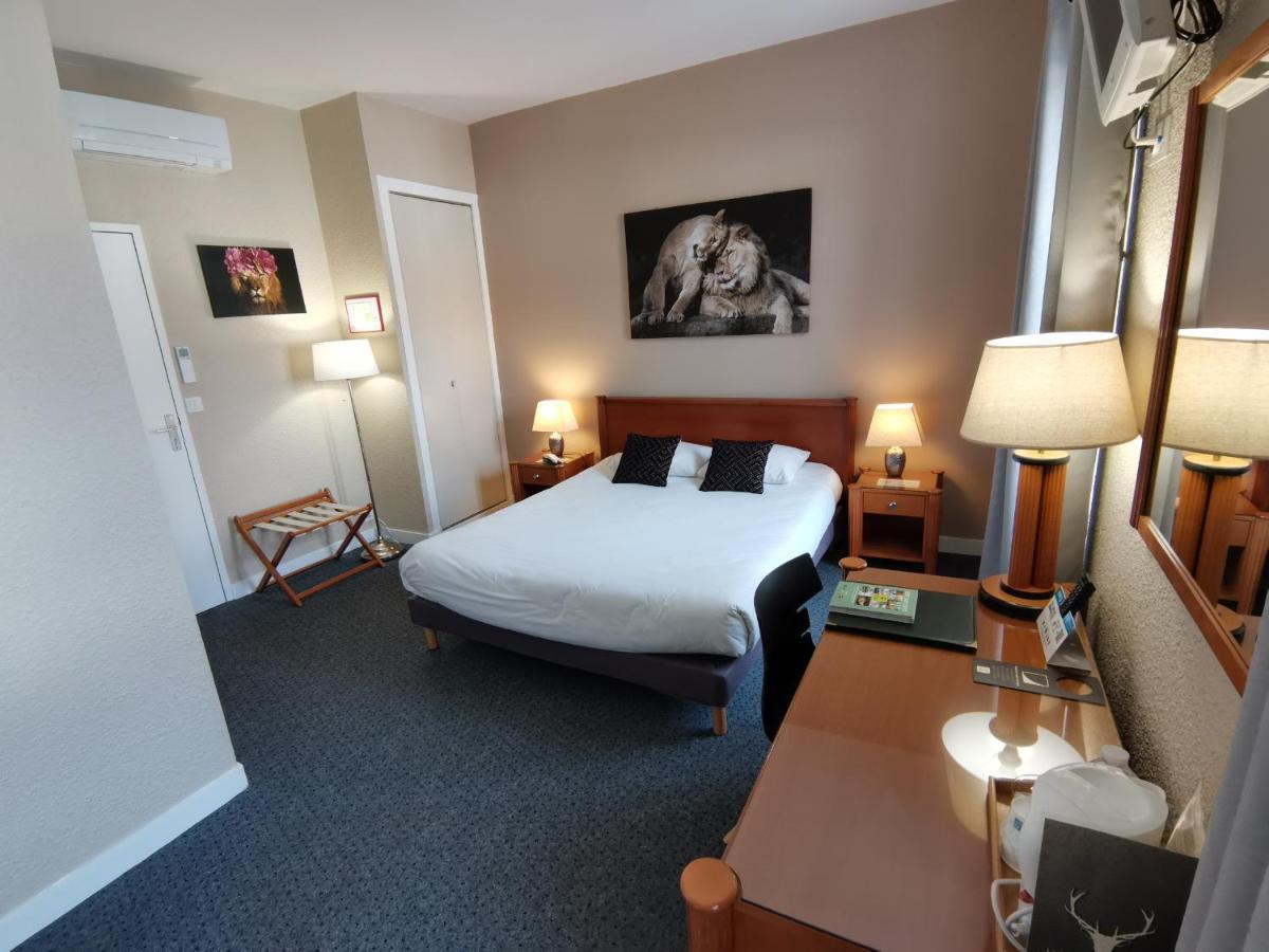 Logis Hotel Le Cerf Бріар Екстер'єр фото