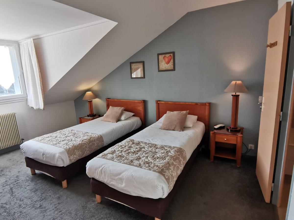 Logis Hotel Le Cerf Бріар Екстер'єр фото