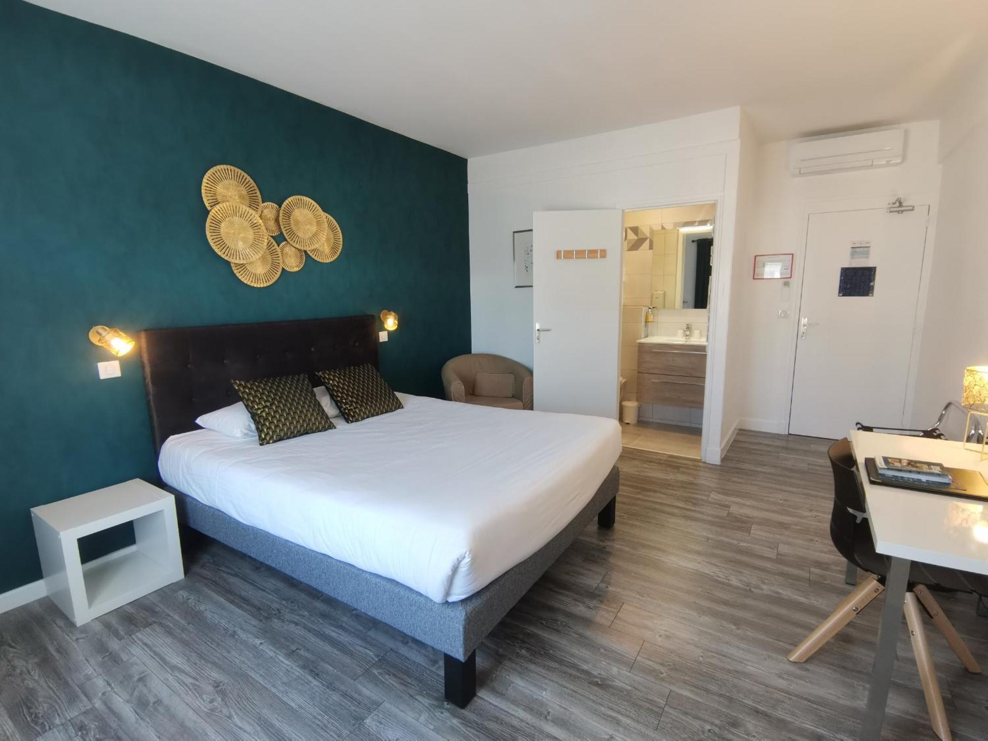 Logis Hotel Le Cerf Бріар Екстер'єр фото
